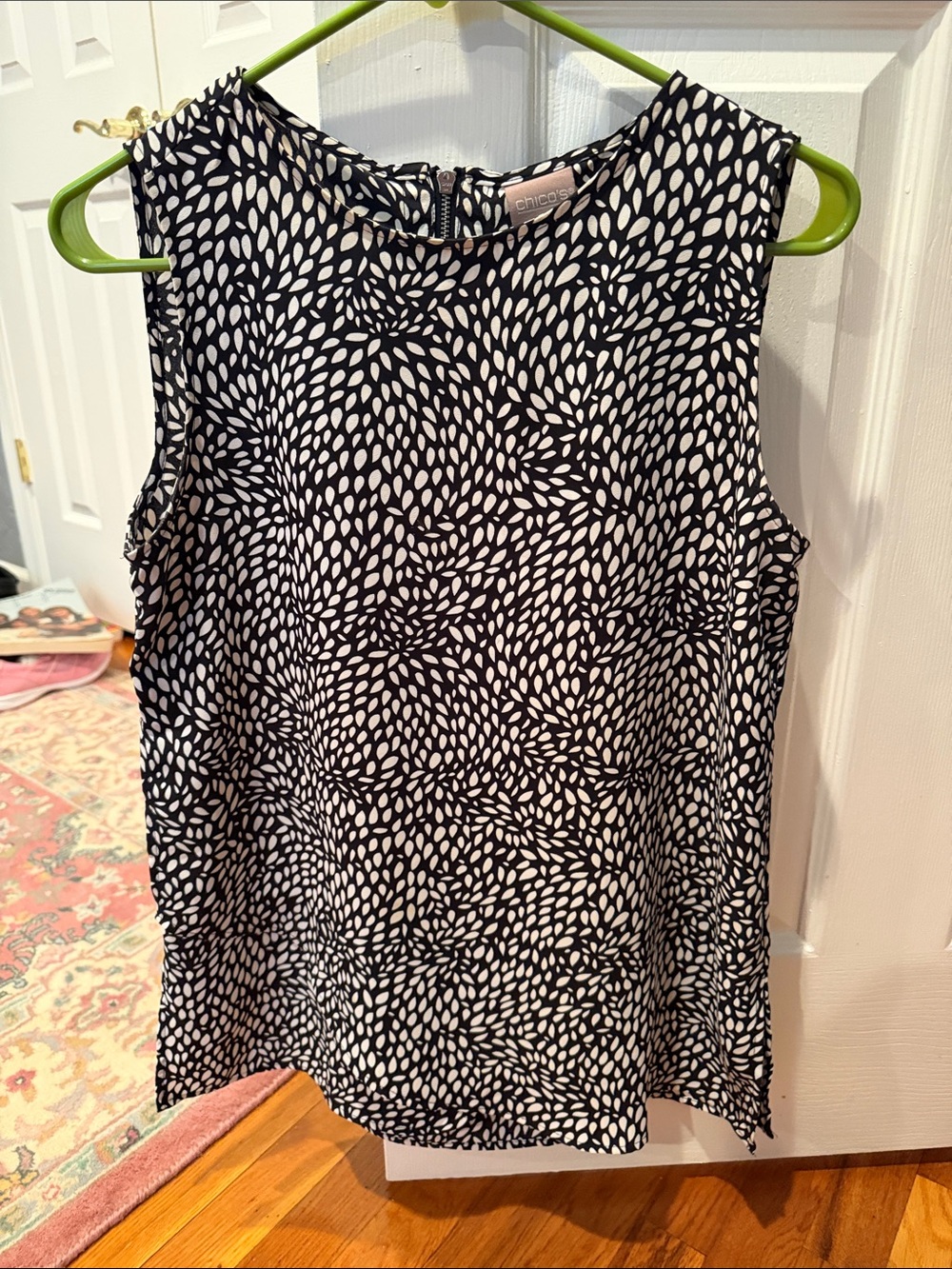 Chico's Black and White Abstract Dot Sleeveless Camisole